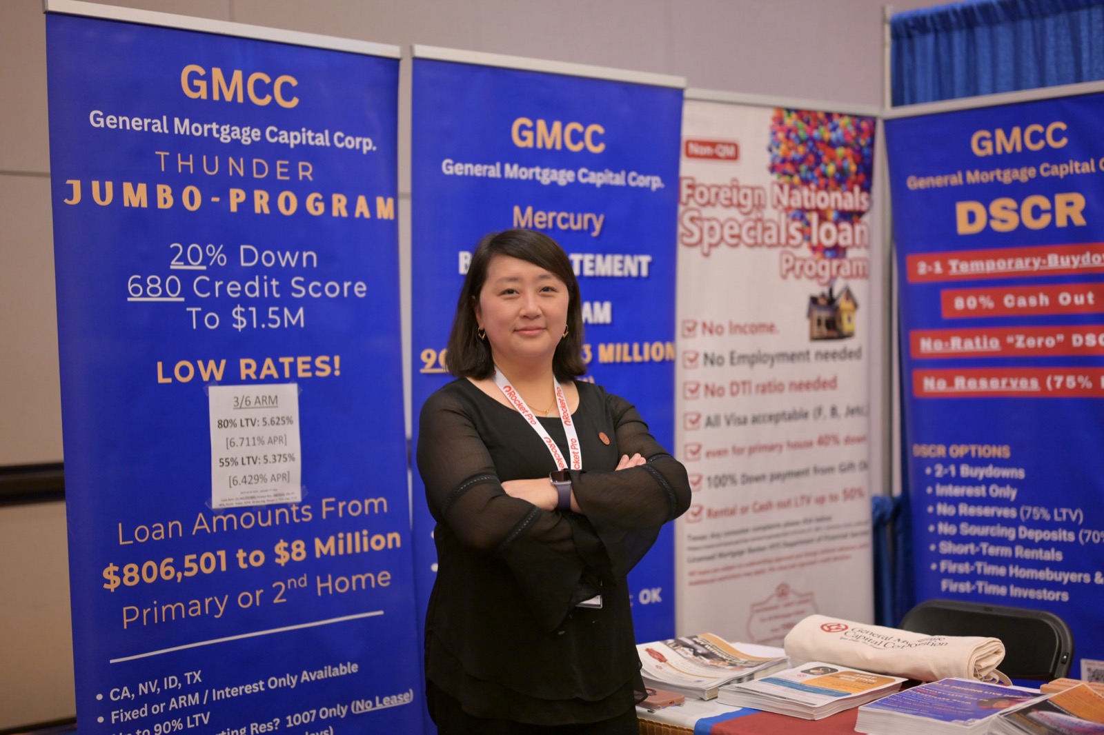 Vivian Wan 在 GMCC 贷款展会上介绍产品
